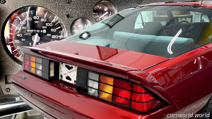 Qualcuno ha conservato una Camaro IROC-Z in un garage per 37 anni, e ora ne chiede il prezzo di una supercar | Carscoops